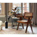 Design contemporaneo Disen Pierre Jeanneret Dining Chair